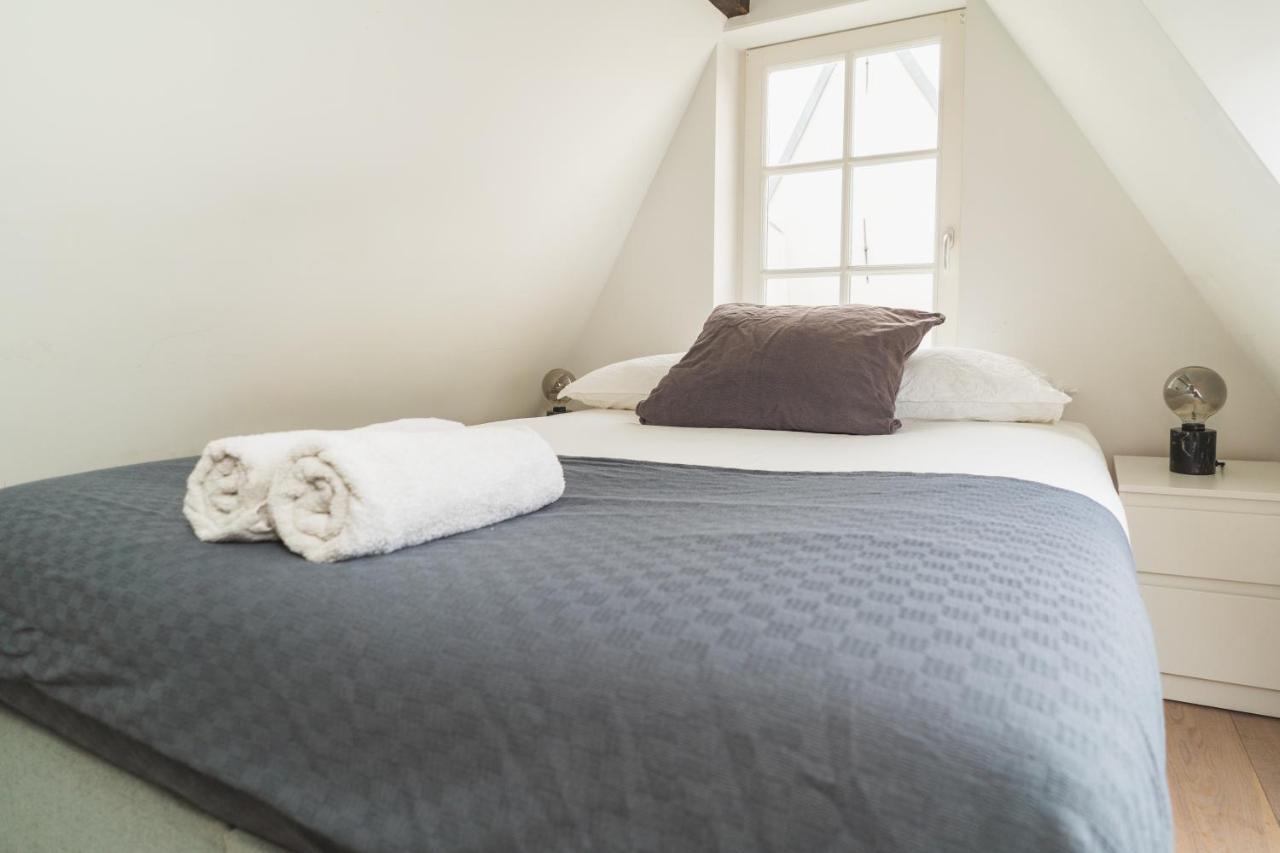 אמסטרדם Tiny Attic On The Herengracht, Private Room מראה חיצוני תמונה