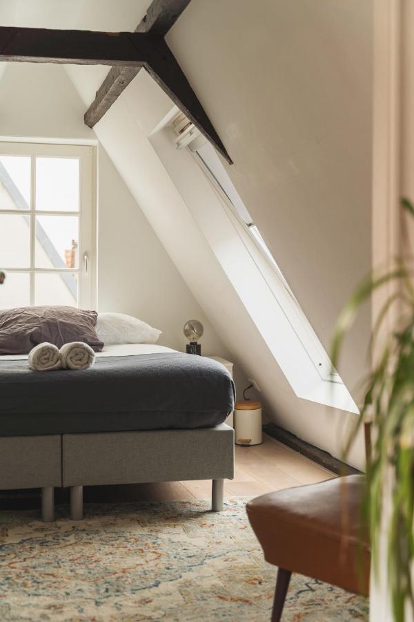 אמסטרדם Tiny Attic On The Herengracht, Private Room מראה חיצוני תמונה